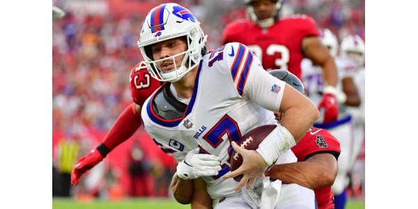 Les Buffalo Bills perdent deux saisons consécutives contre les Chiefs de Kansas City Les Buffalo Bills perdent deux saisons consécutives contre les Chiefs de Kansas City